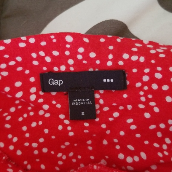 Adorable size S red and white polka dot Gap skirt - Picture 2 of 2